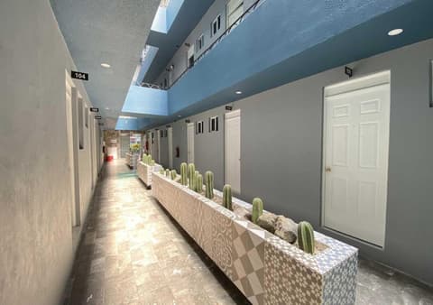 HOTEL GRAN VIA CENTRAL