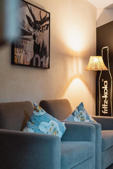 MONS suites wine passion