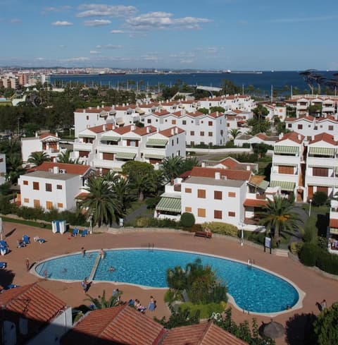 Apartamentos Estival Park
