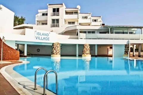 536B Cozy 1 bedroom, pool, terrace, sun lounger