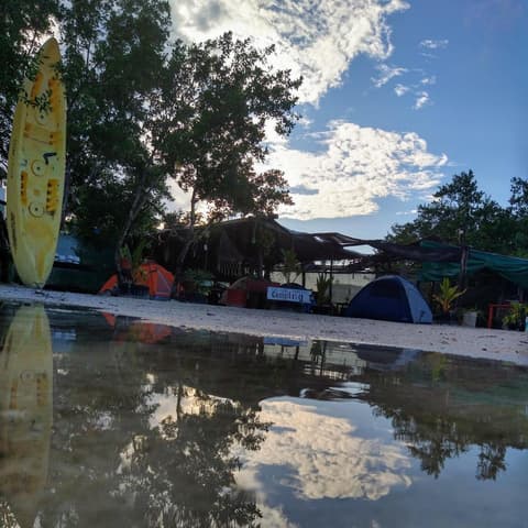 Casa de los Santos Camping y eco cabañas