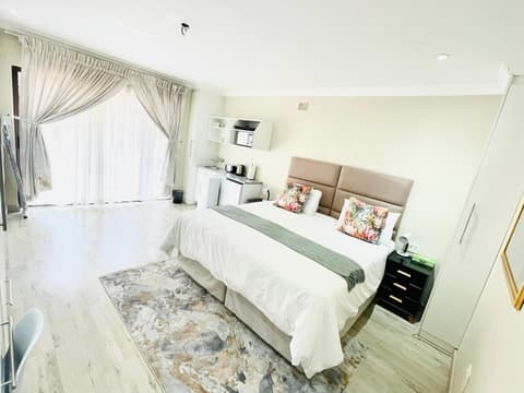 C&C HOTEL VIBES Randpark Ridge JHB 14 Units Available