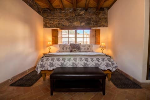 Hotel Amor y Paz
