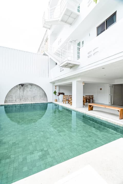 Bedline Hotel - SHA Certified, 