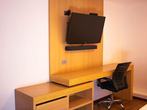 OQ STANDARD HOTEL - Airport