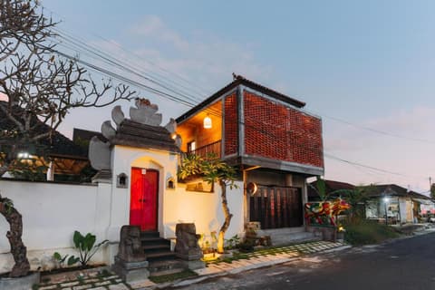 Rumah Paros & Gallery
