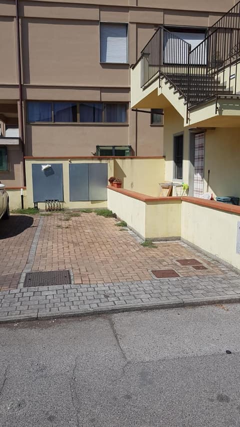 LUCCA HOLIDAY RENTAL- BY THE WALLS n 395