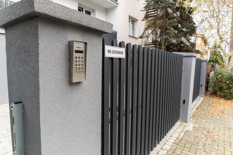 Miłe studio z ogródkiem i osobnym wejsciem