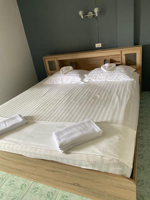 2 Vikings Guesthouse