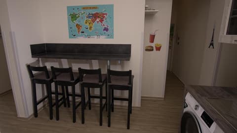 Apartment CONTINENTS nearby Main Train and Bus Station, 