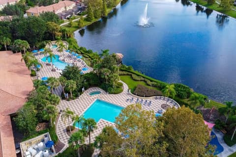 Welcome to Villa Azul, your home away from home!