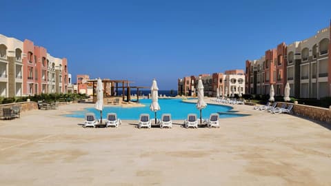 Oyster Bay Beach Resort - Luxury Serviced Condo