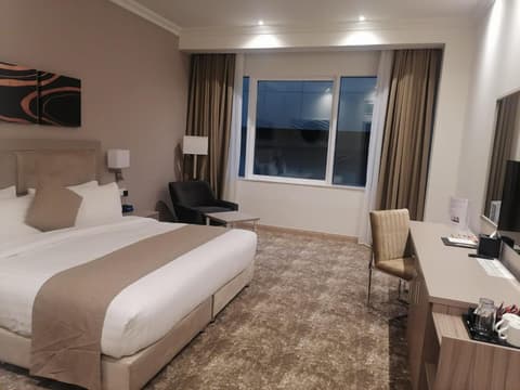 Gloria Hotel & Suites Doha, 