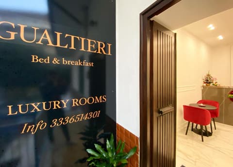 GUALTIERI B&b - LUXURY ROOMS