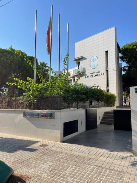 Aparthotel Las Palmeras Castelldefels