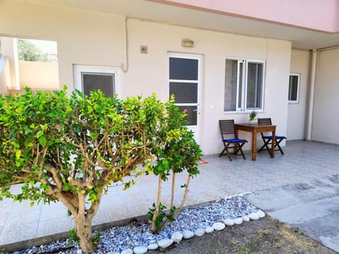 Hibiscus Green Apartments