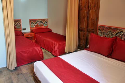 Hotel Maram, 