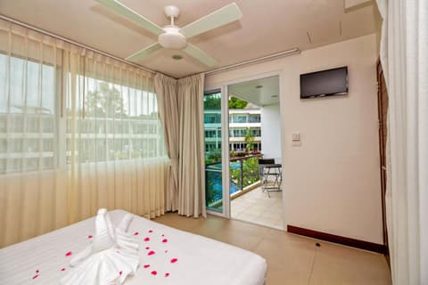 Hill Side Karon Kata Beach Condo