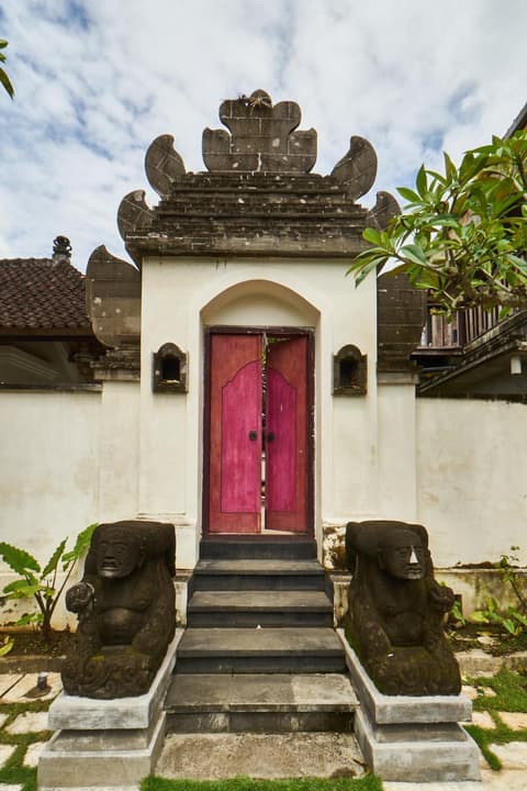 Rumah Paros & Gallery