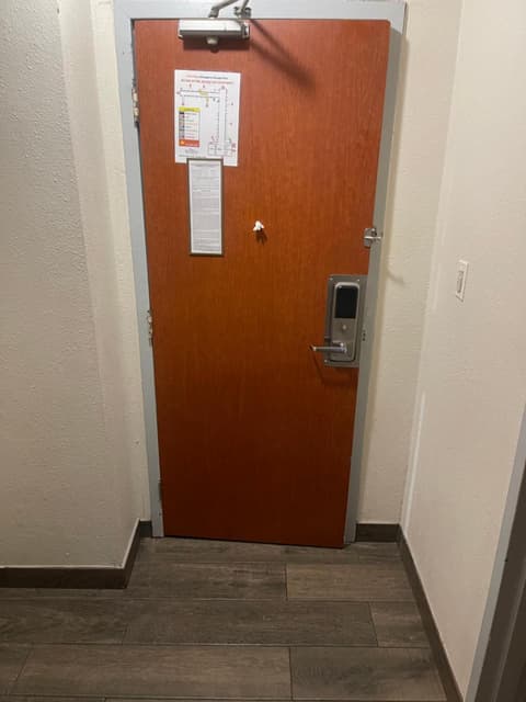 American Inn & Suites