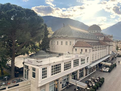 Kurhaus Apartment + parking