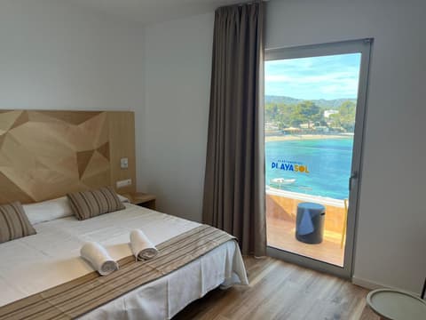 Apartamentos Playa Sol