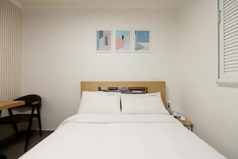Stay RomanticTrip_Hostel