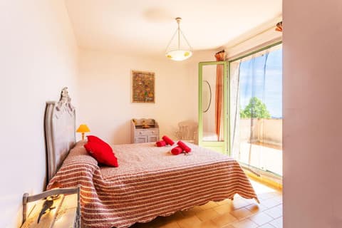 VILLA ROCHE GRISE - Berre-les-Alpes