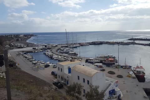 Santorini Sunrise Studio Pleasure