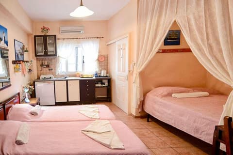 Ikaria Studios