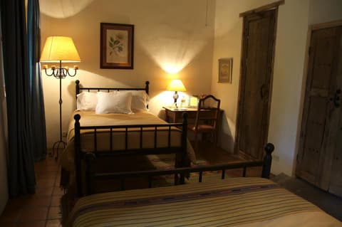 Casa Mision de San Miguel, 