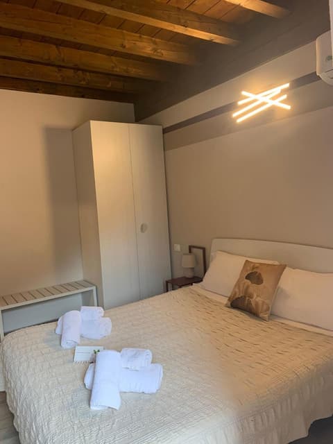 Residenza Lisy Rooms Affittacamere