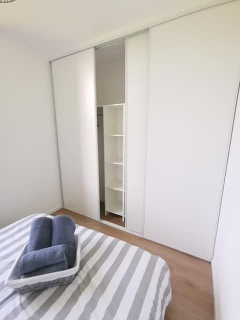 LE MEDITERRANEEN *T2 (40m²) *WIFI*PARKING PRIVE*