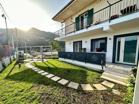 Good Vibes Luxury Rooms