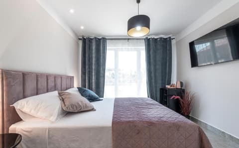 Apartment & Rooms Primi with FREE PARKING