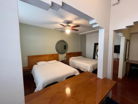 Sherbrooke All Suites Hotel, 