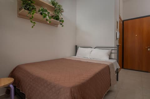 Kosmos Service Apartment Beautiful Studio 1