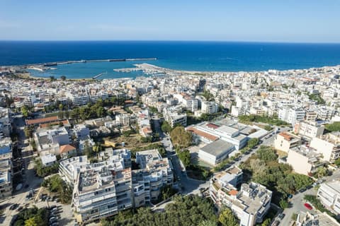 Lines Concept Accommodation