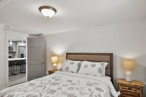 4-Bed 2-Bath Pet Friendly Home in Heart of Atlanta