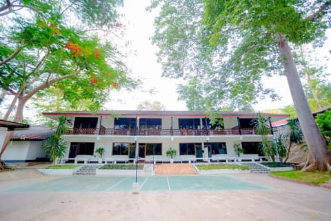 เพชรมณีกาญจน์ บีช รีสอร์ท