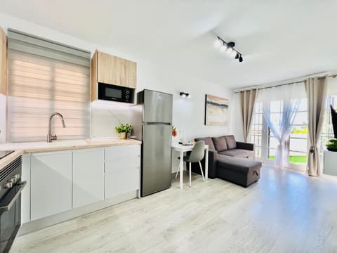 Romantic Apartment in Windsor Park