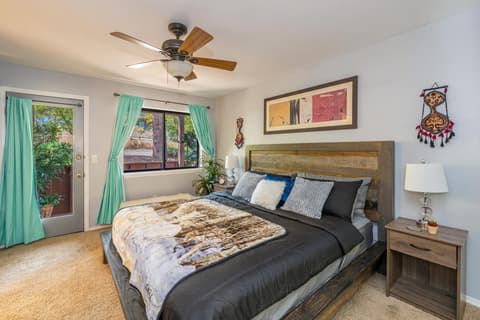 Spectacular Country Club Vacation Retreat