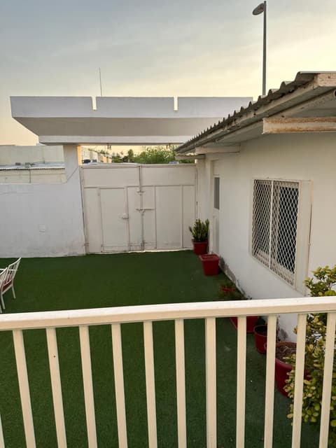 Al Ramla, Na’eem Bin Masoud St#8, Villa#10