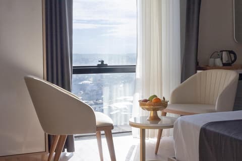 Golden River Hotel By Continent