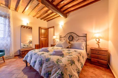 Podere Vergianoni immerso nelChianti con piscina