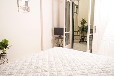 Historical center small diamond