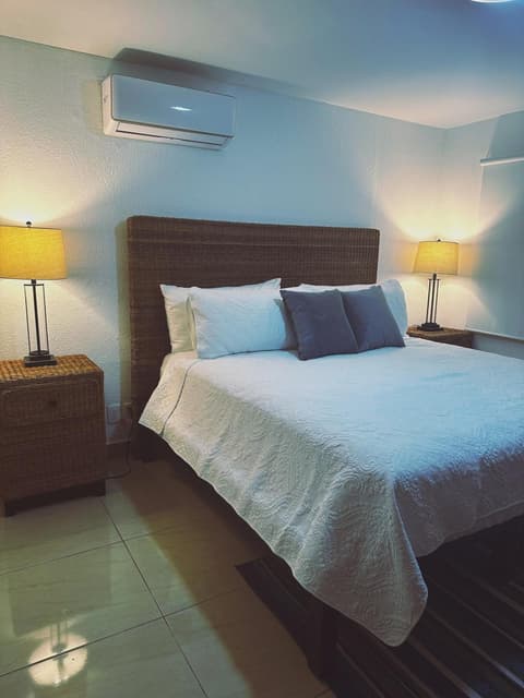 Newly renovated ! Villa Laguna Cancun