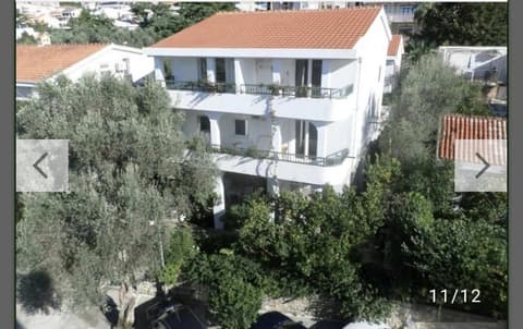 Apartments and Room MV, 