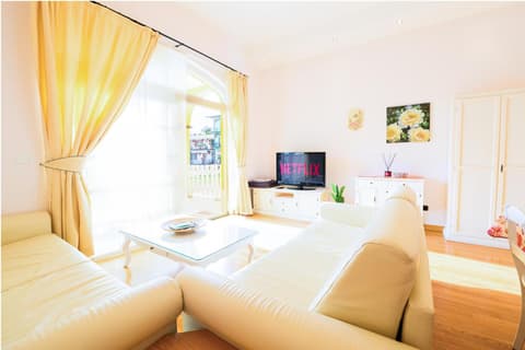 Giardino dei Colori 107 - Residence Pool&Fitness