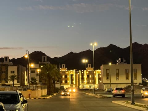 مساكن فوتهيلز الفاخرة - أحد